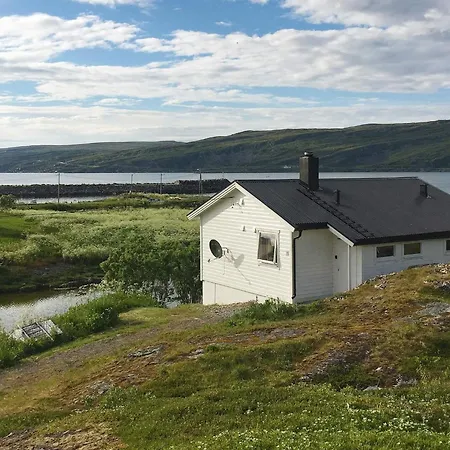 7 Person In Breivikbotn Holiday home *